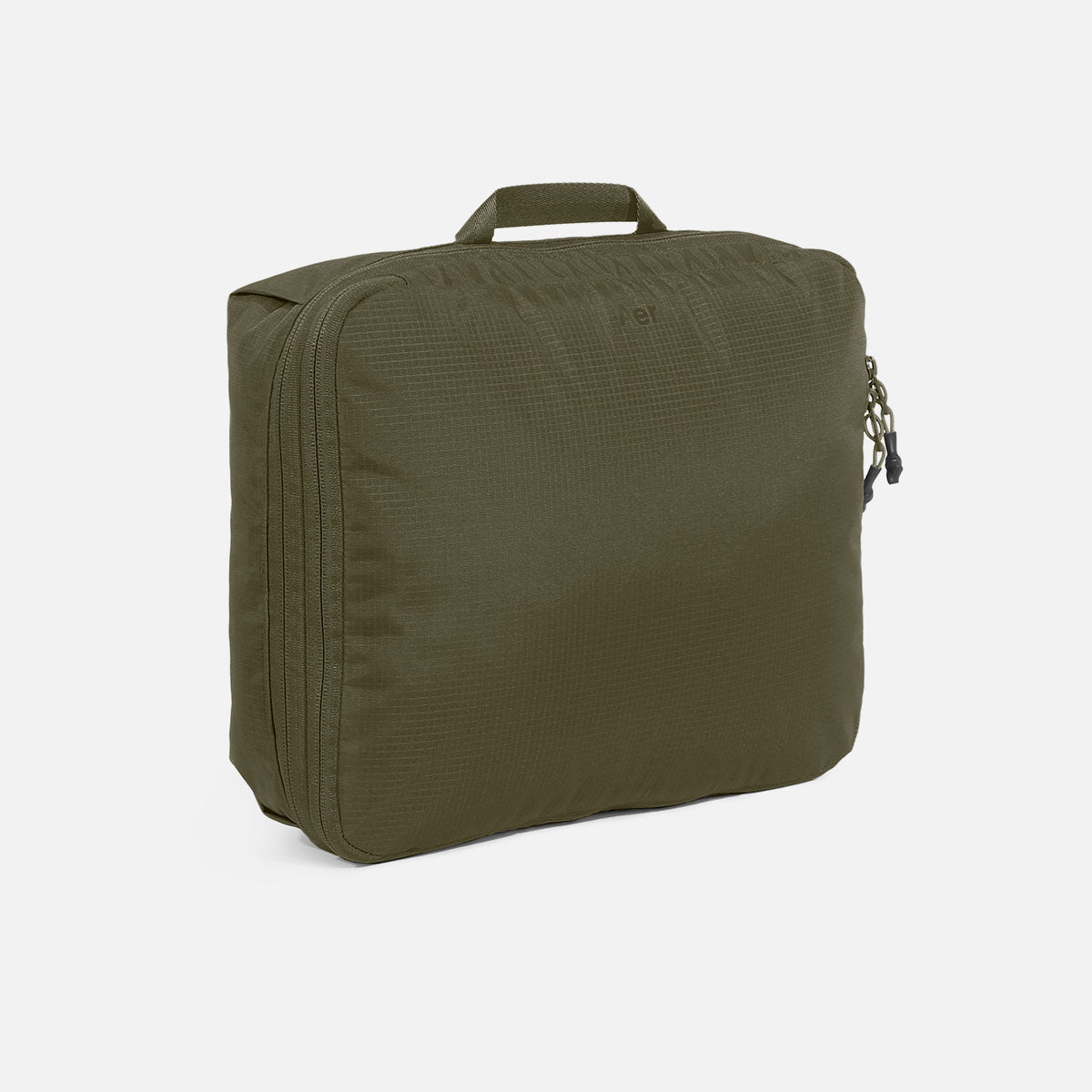 Aer Packing Cube product image - 1. AER25052 packingcube olive 34hero