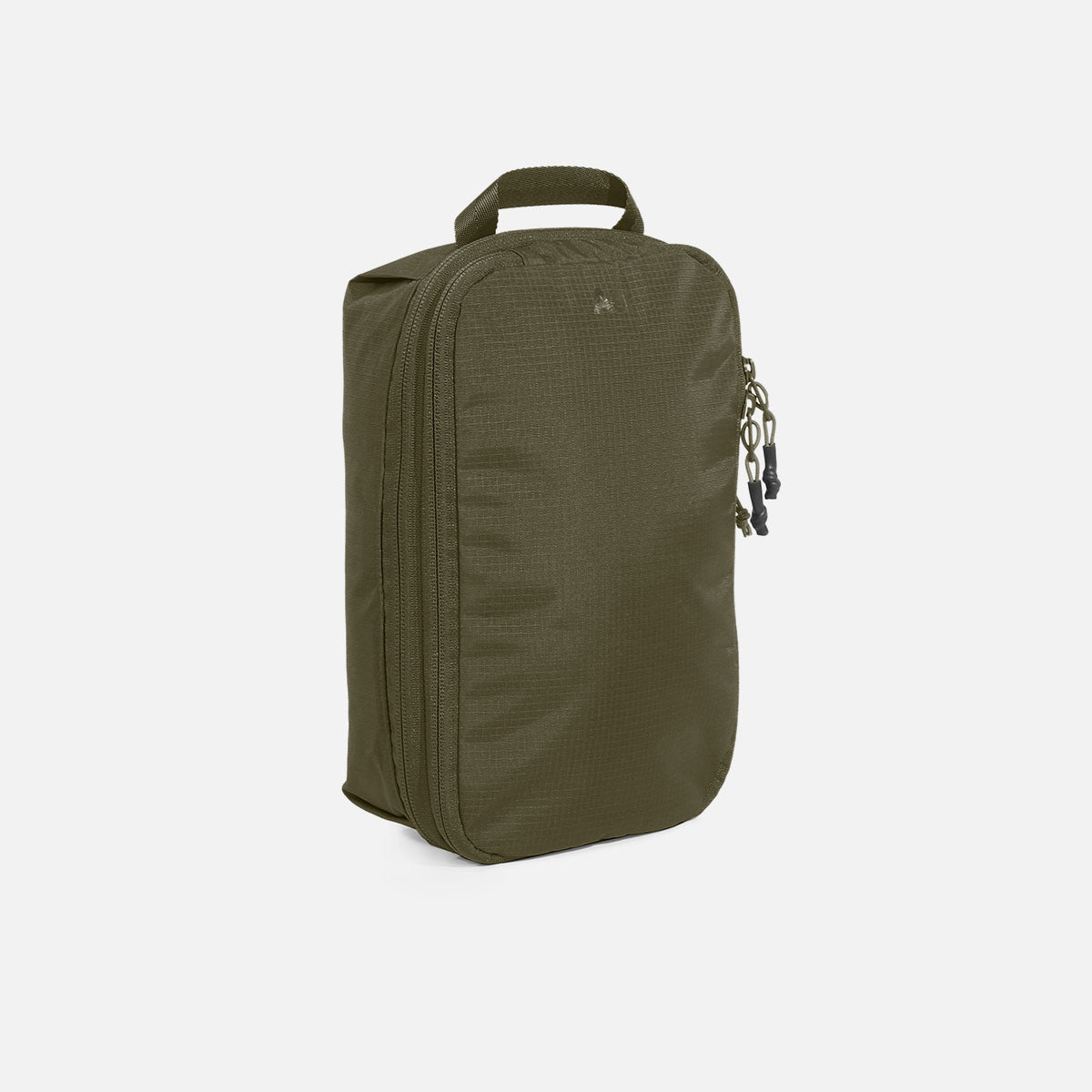 Aer Packing Cube Small product image - 1. AER25053 packingcubesmall olive 34hero