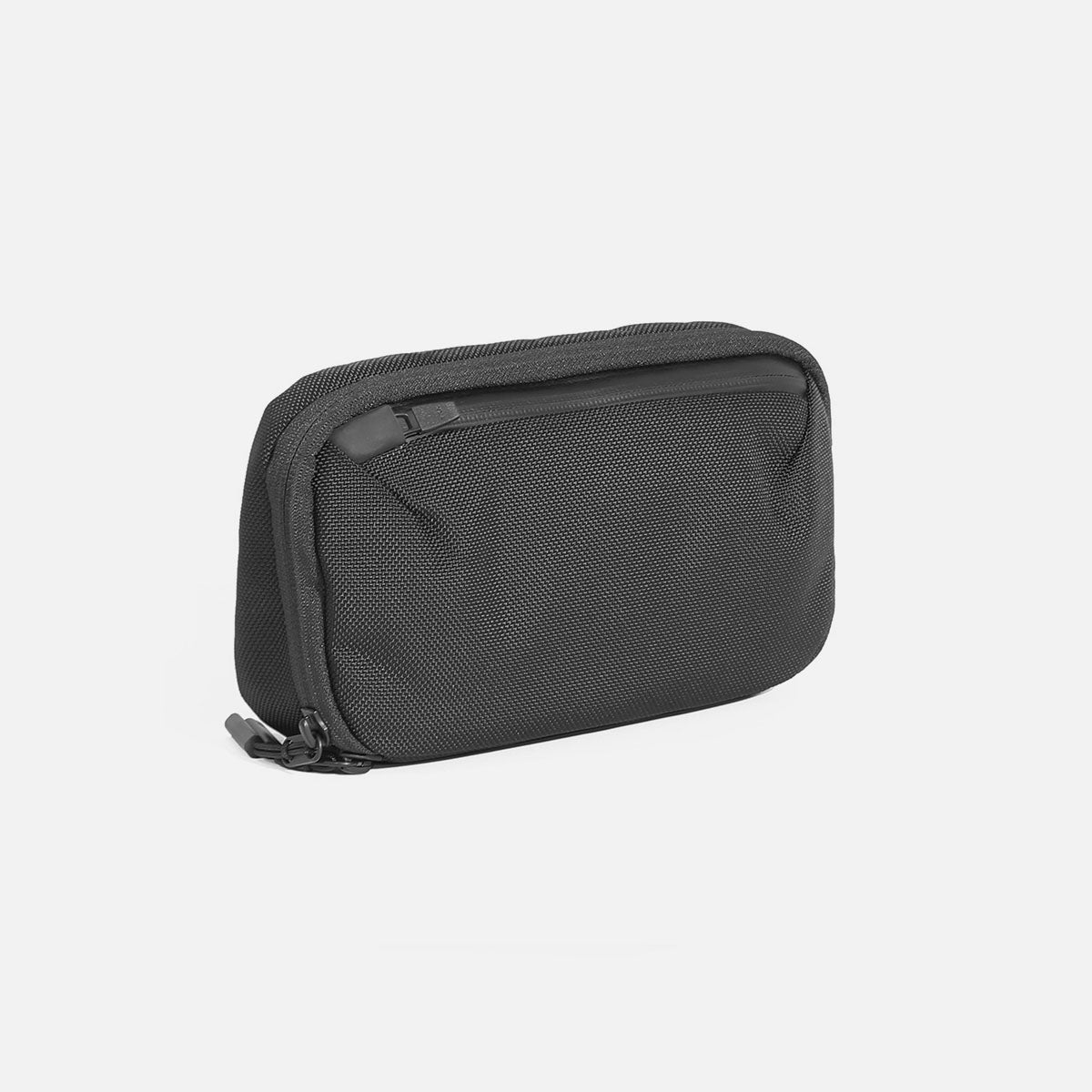 Aer Dopp Kit 3 product image - 1 AER21056 doppkit3 black 34hero