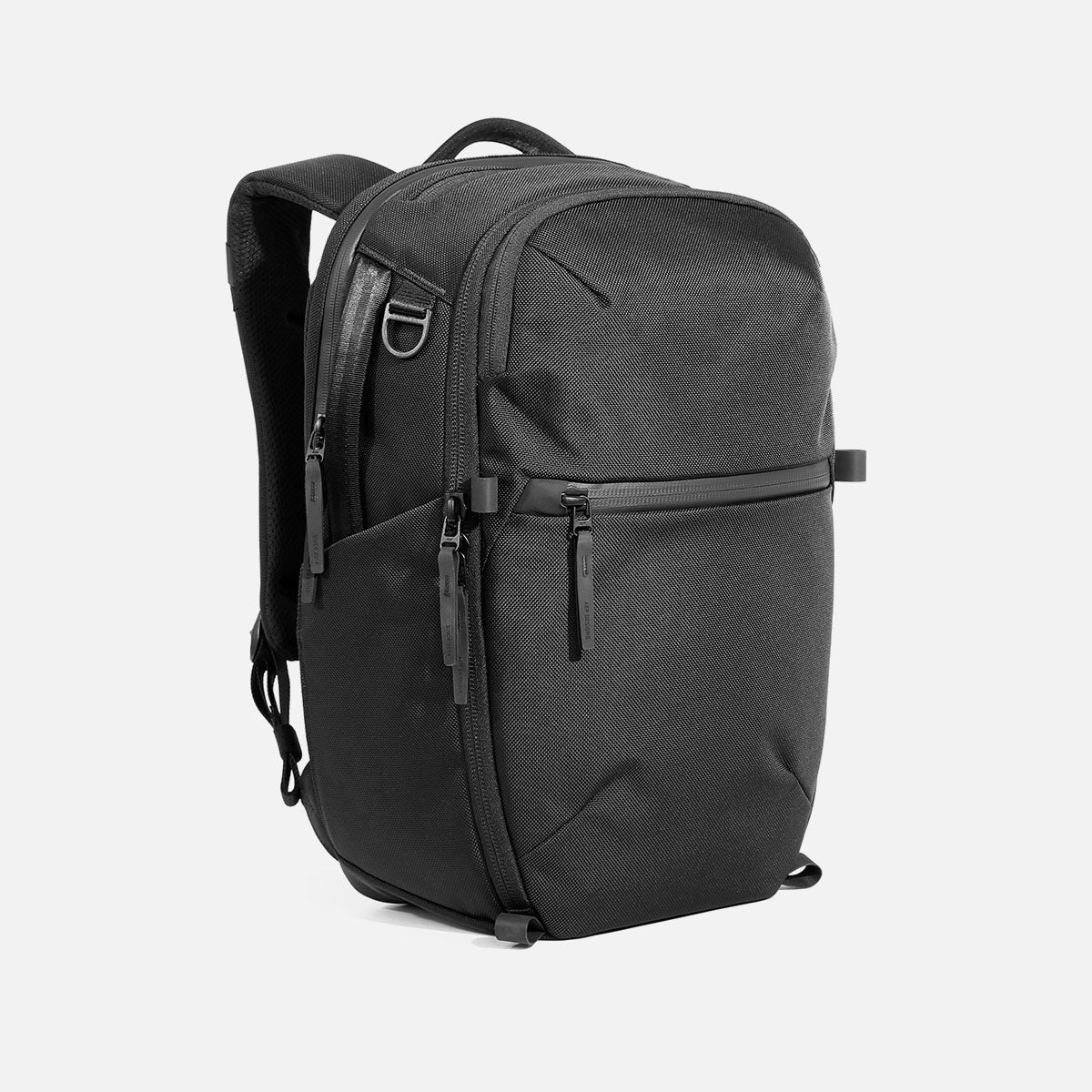 Aer City Pack Pro 2 24L product image - AER21064 1 citypackpro224l black 34hero