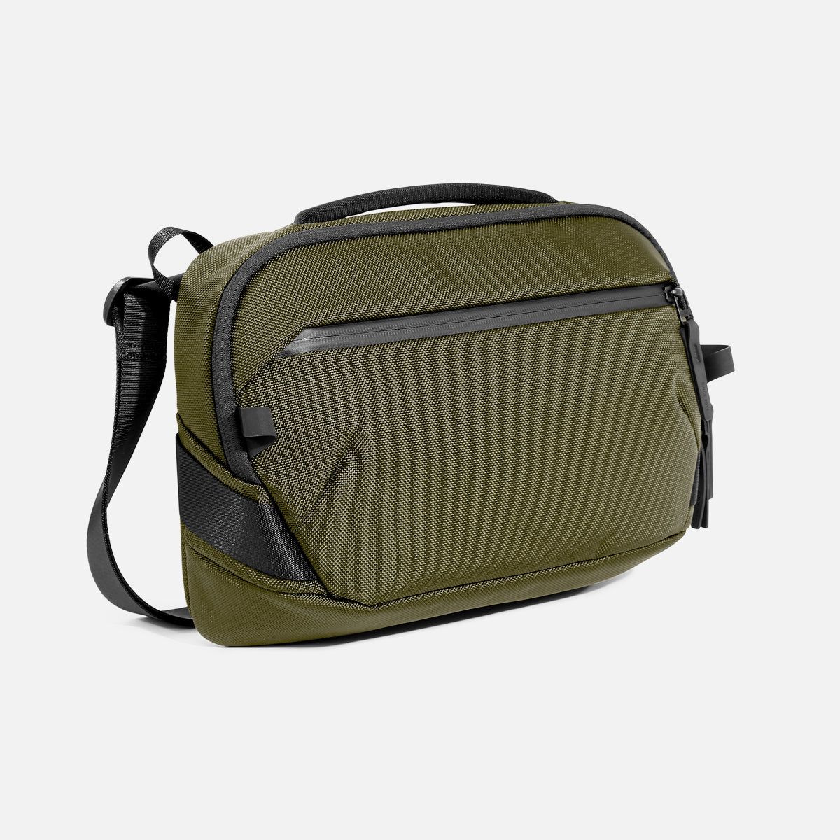 Aer Day Sling 4 Max product image - AER25074 1 daysling4max olive 34hero