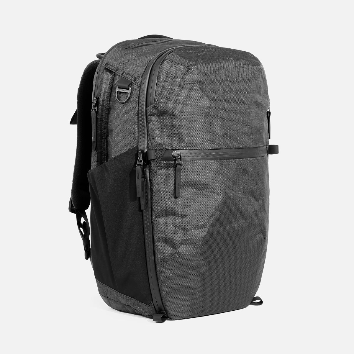 Aer Travel Pack 4 Ultra 35L product image - AER28071 1 travelpack4ultra35l 34hero