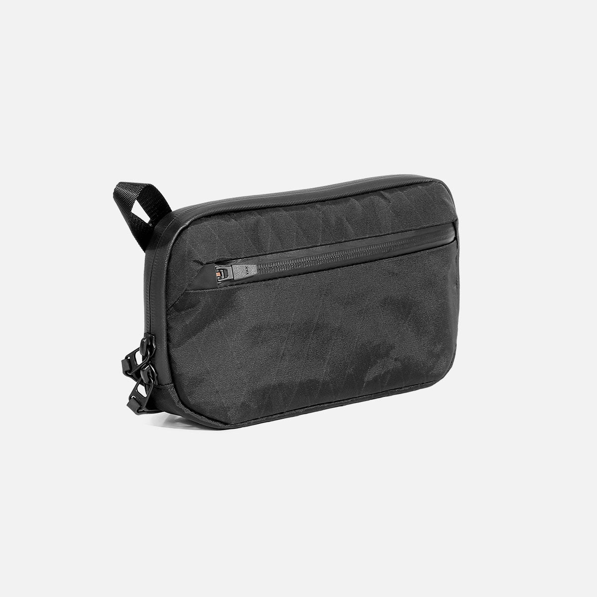 Aer Slim Pouch 2 X-Pac product image - AER29062 slimpouch2 xpac 34hero