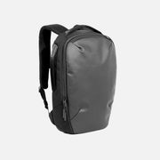Aer Slim Pack 2 product image - AER31019 slimpack2 black 34hero 1 d27556b4-daeb-4516-9eb9-941fb7b8e2c7