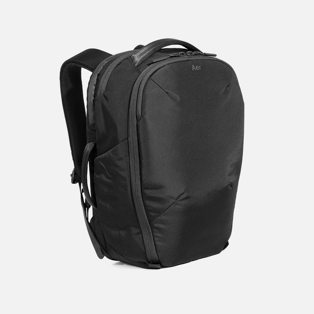 Aer Pro Pack 24L product image - AER61002 propack24l black 34hero