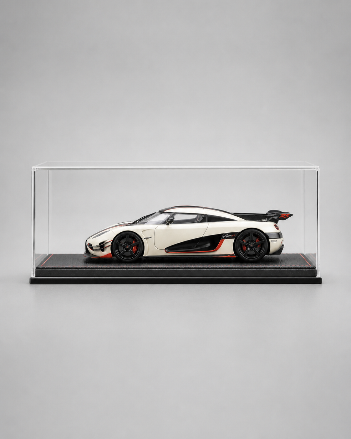 1:18 Acrylic Model Car Display Case - PNG product image