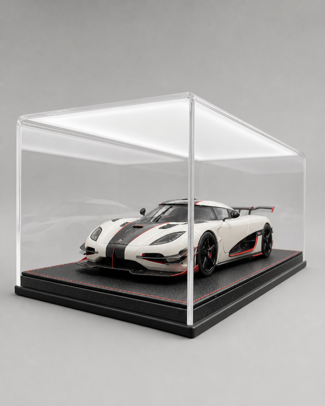 1:18 Acrylic Model Car Display Case - PNG product image