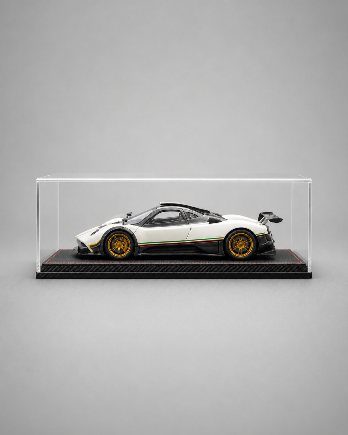 1:18 Acrylic Model Car Display Case - PNG product image