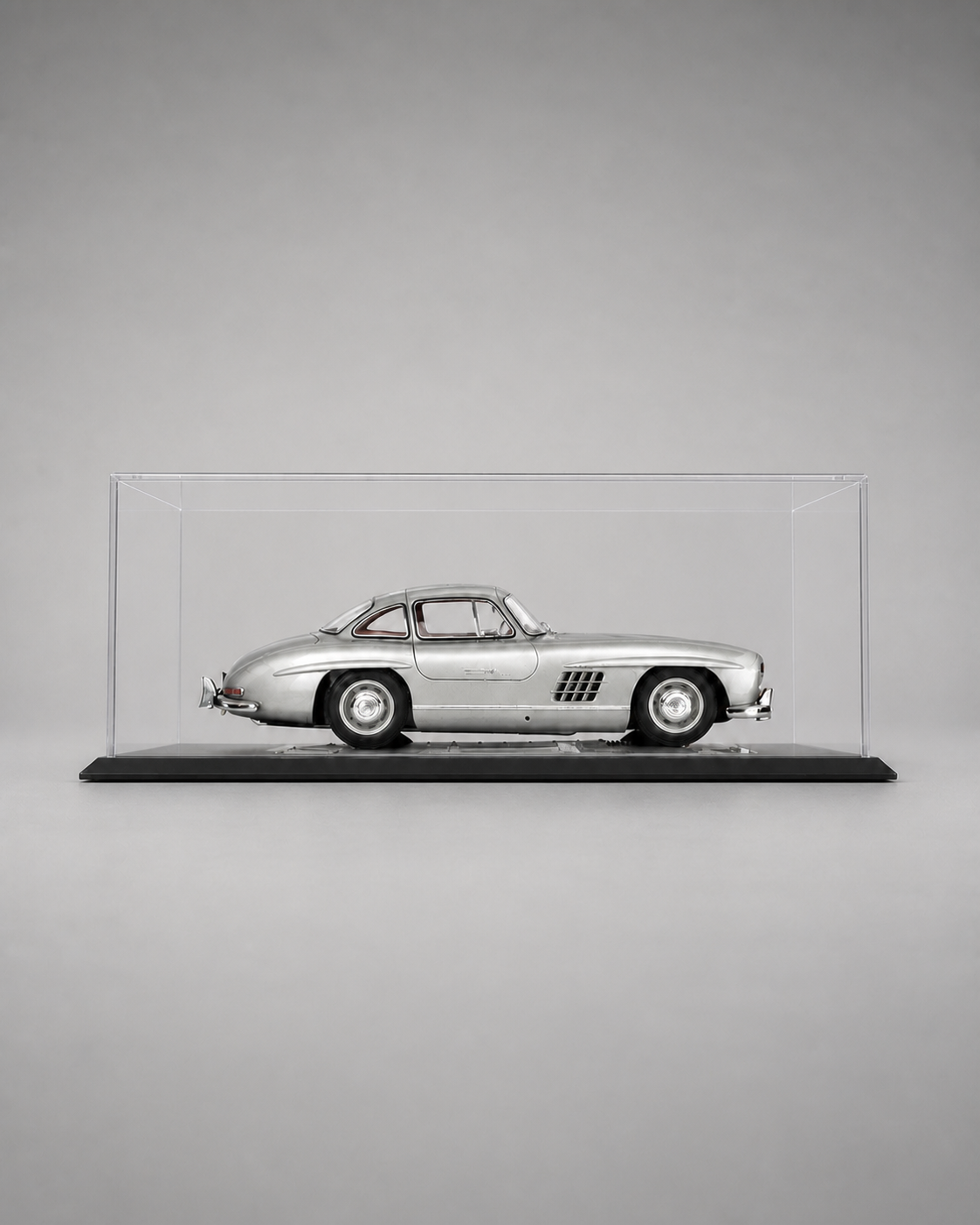 1:18 Acrylic Model Car Display Case - PNG product image