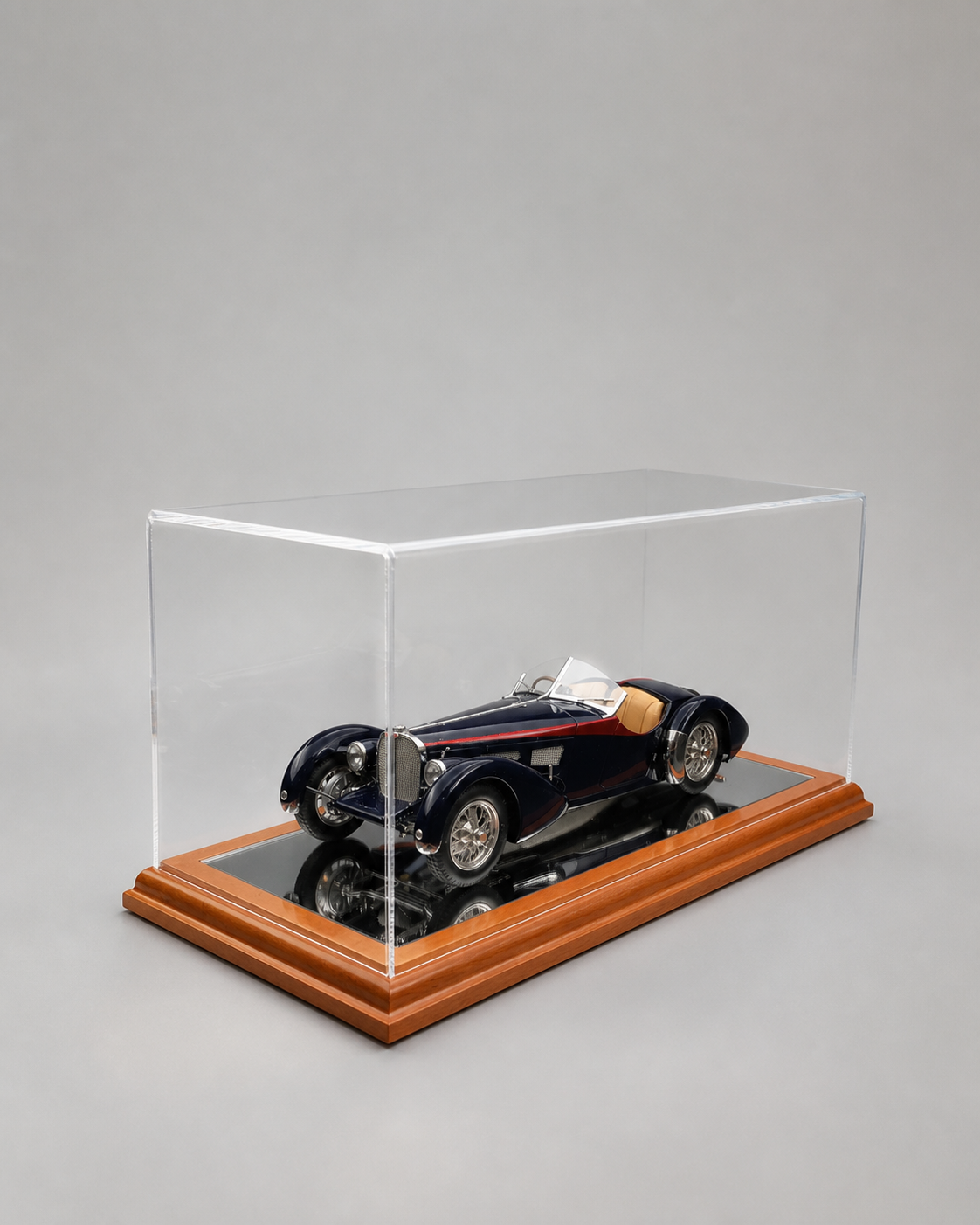 1:18 Acrylic Model Car Display Case - PNG product image