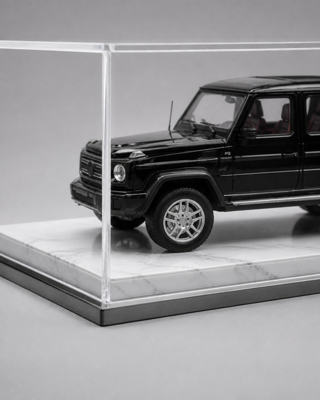 1:18 Acrylic Model Car Display Case - PNG product image
