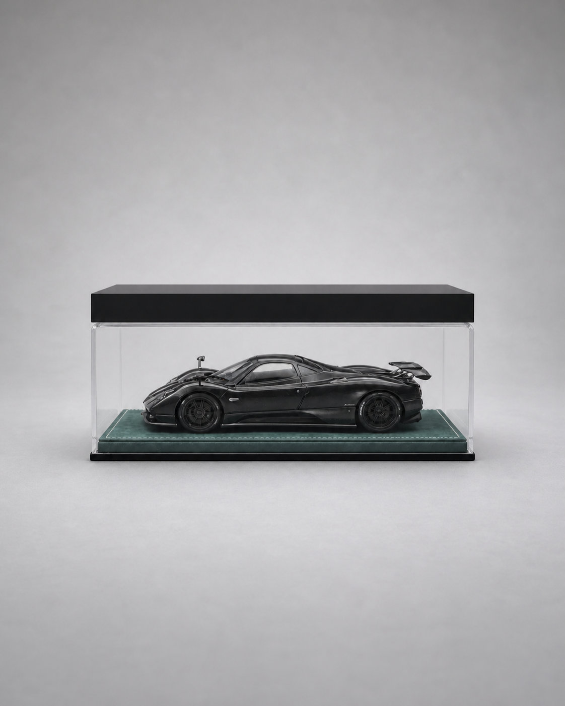 1:18 Acrylic Model Car Display Case - PNG product image
