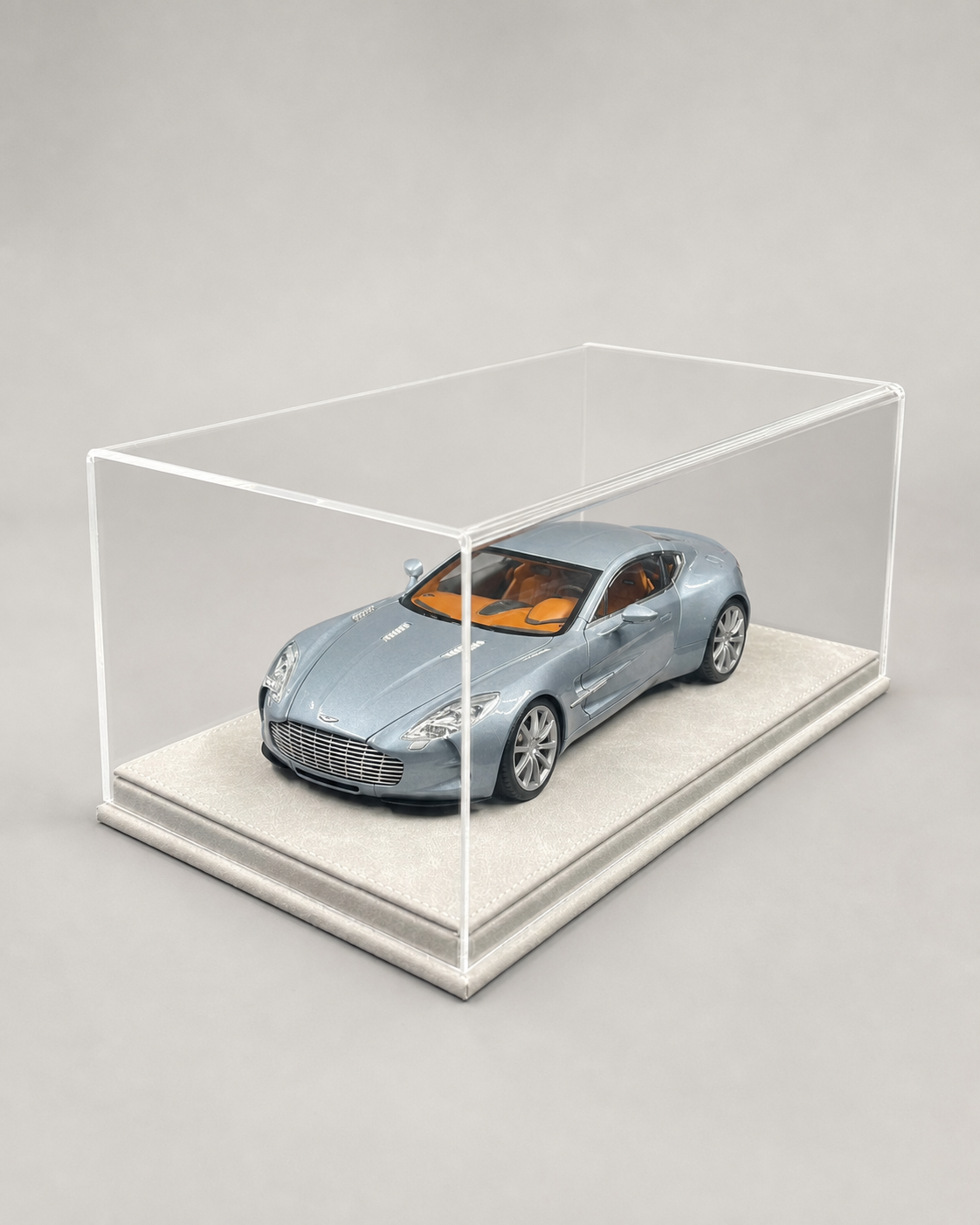 1:18 Acrylic Model Car Display Case - PNG product image