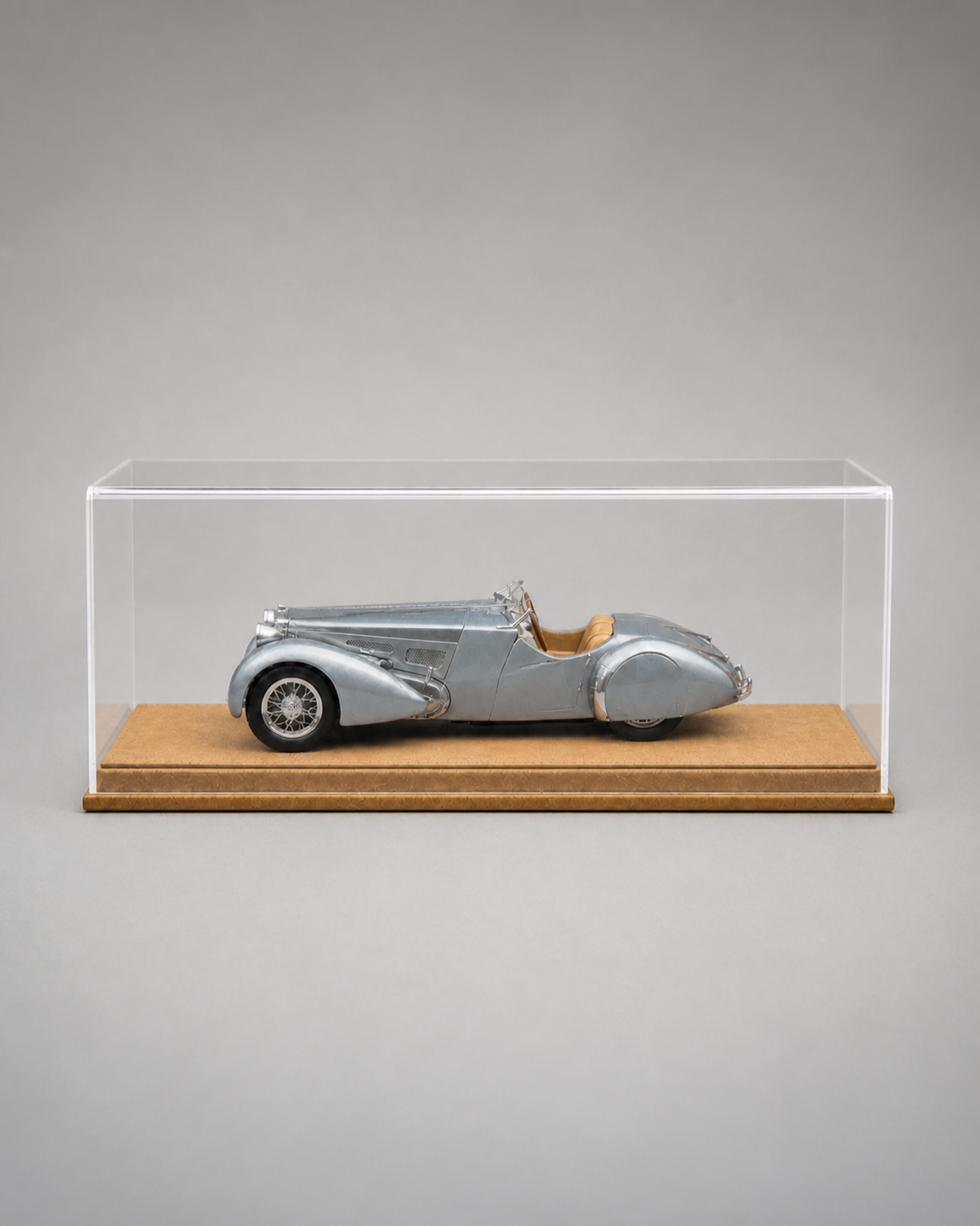 1:18 Acrylic Model Car Display Case - PNG product image