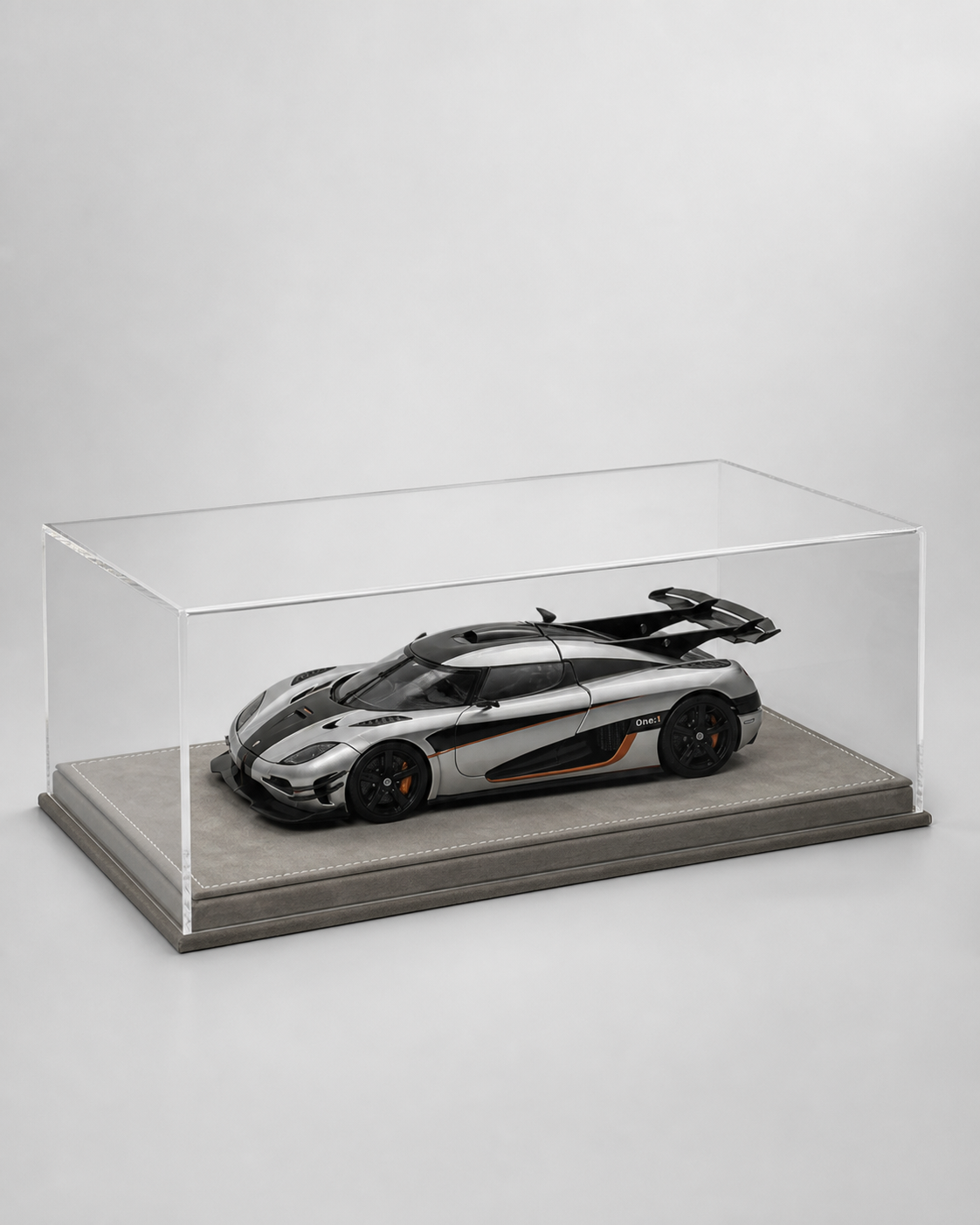 1:18 Acrylic Model Car Display Case - PNG product image