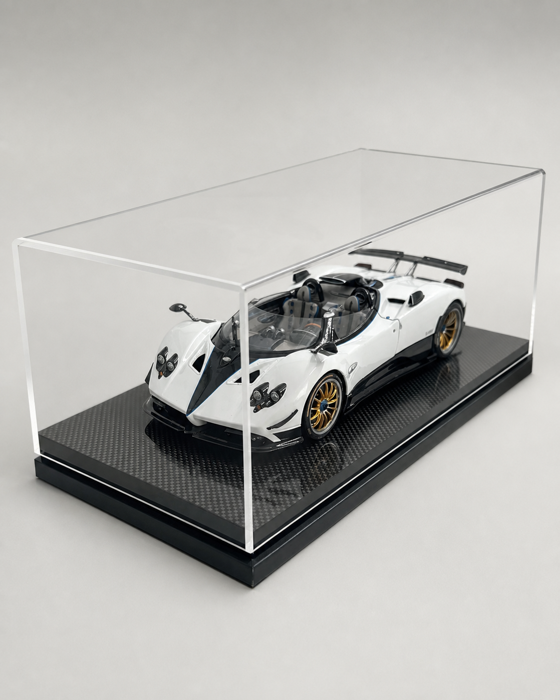 1:18 Acrylic Model Car Display Case - PNG product image