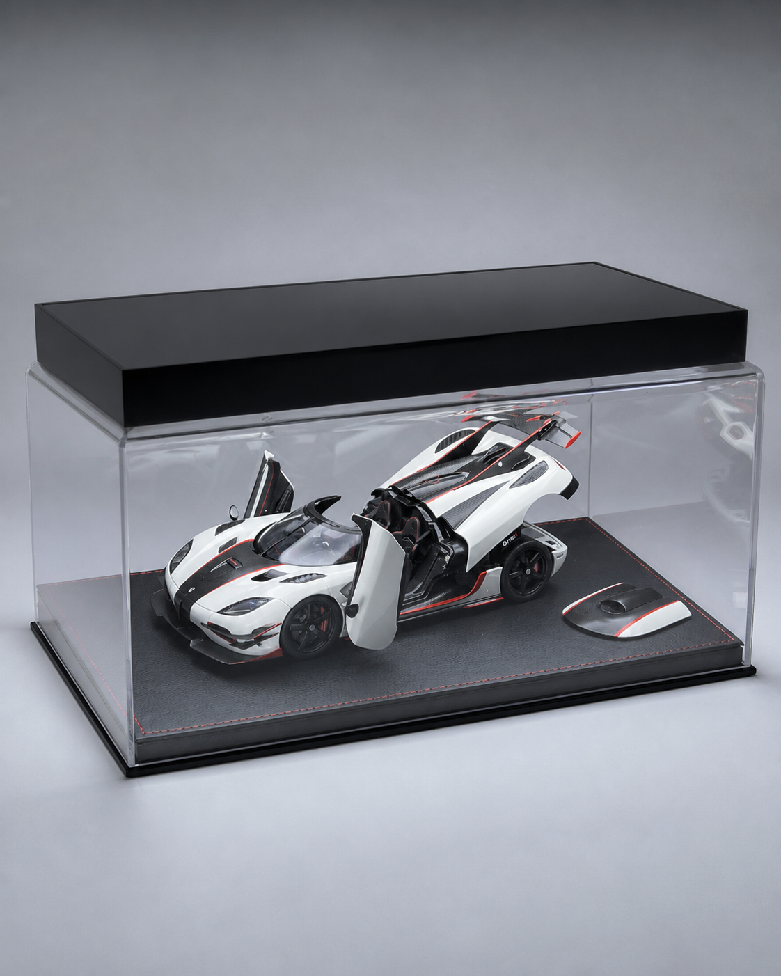 1:18 Acrylic Model Car Display Case - PNG product image