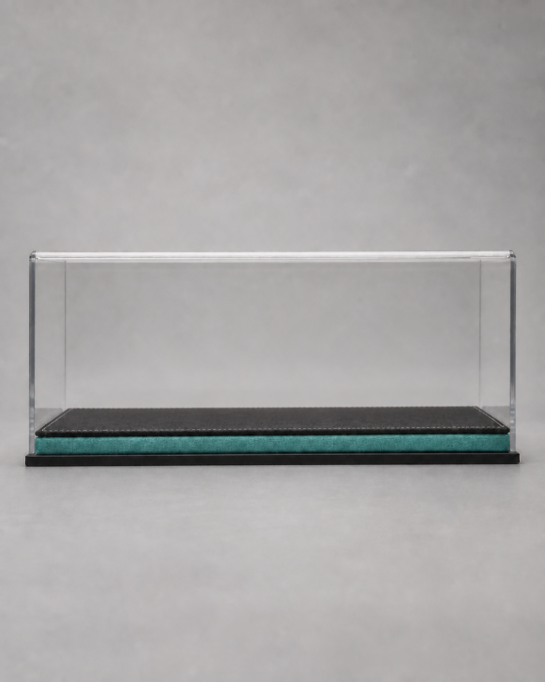 1:18 Acrylic Model Car Display Case - PNG product image