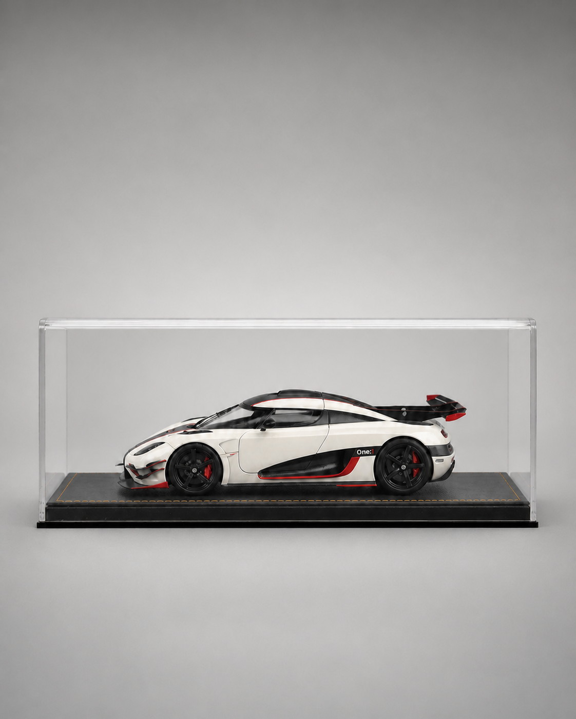 1:18 Acrylic Model Car Display Case - PNG product image