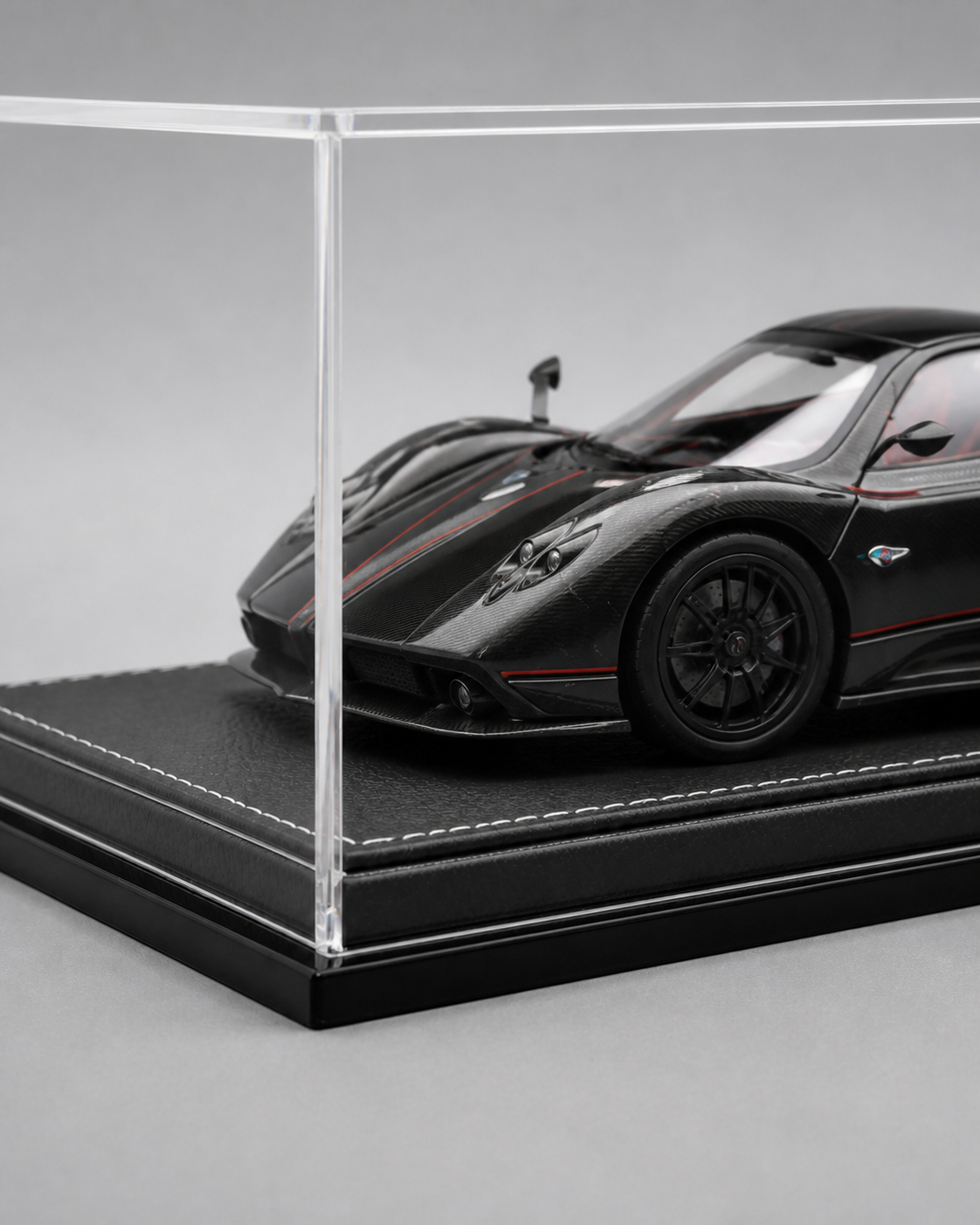 1:18 Acrylic Model Car Display Case - PNG product image