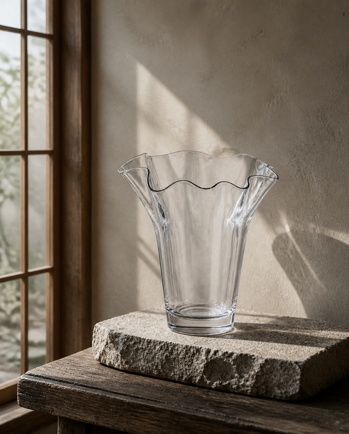Clear Wavy Rim Vase